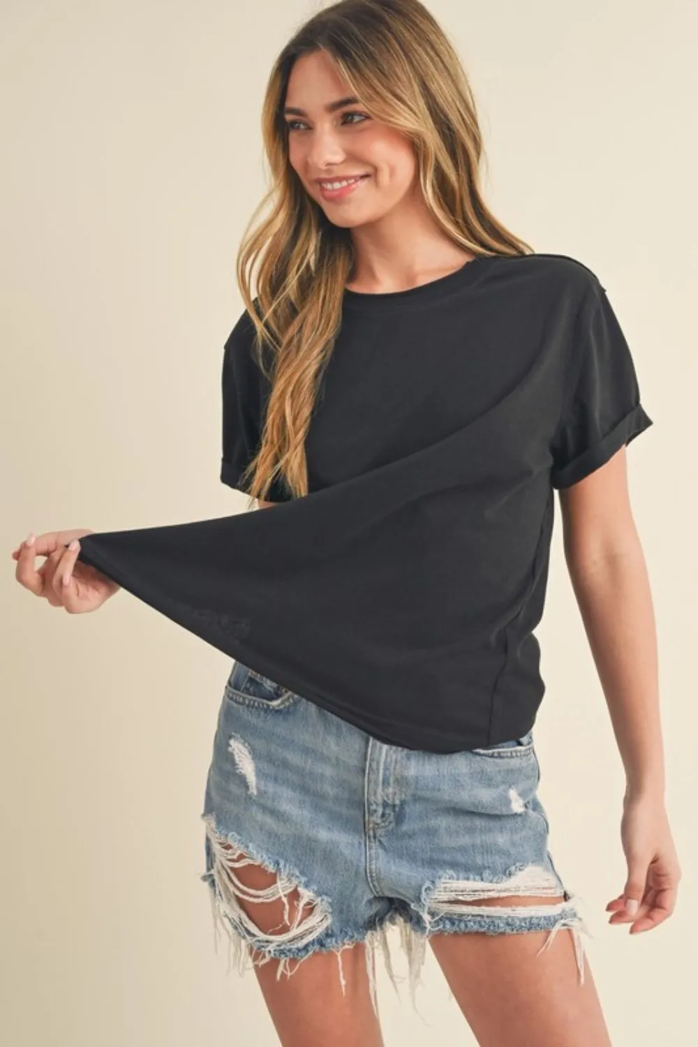 Aemi   Co Exposed Seam Round Neck Short Sleeve T-Shirt