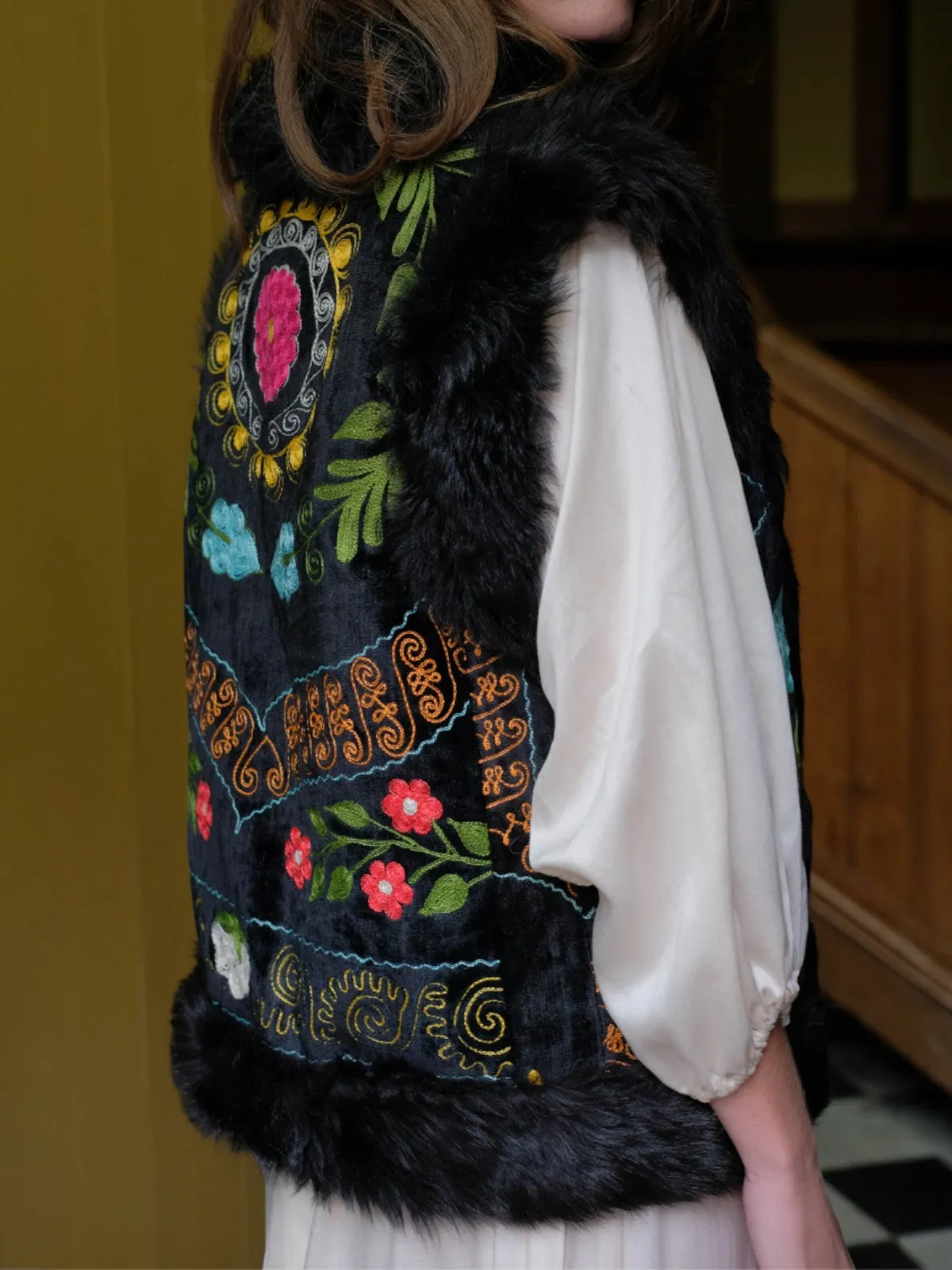 Aziz Waistcoat - M/L | Multi Print/Black