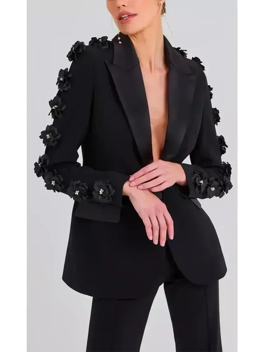 Black Floral-Applique Embellished Single-Breasted Blazer and High-Waist Pant Suit