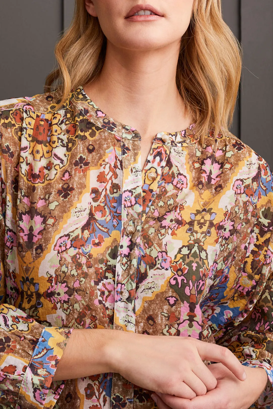 FLOWY DOLMAN SLEEVE BLOUSE