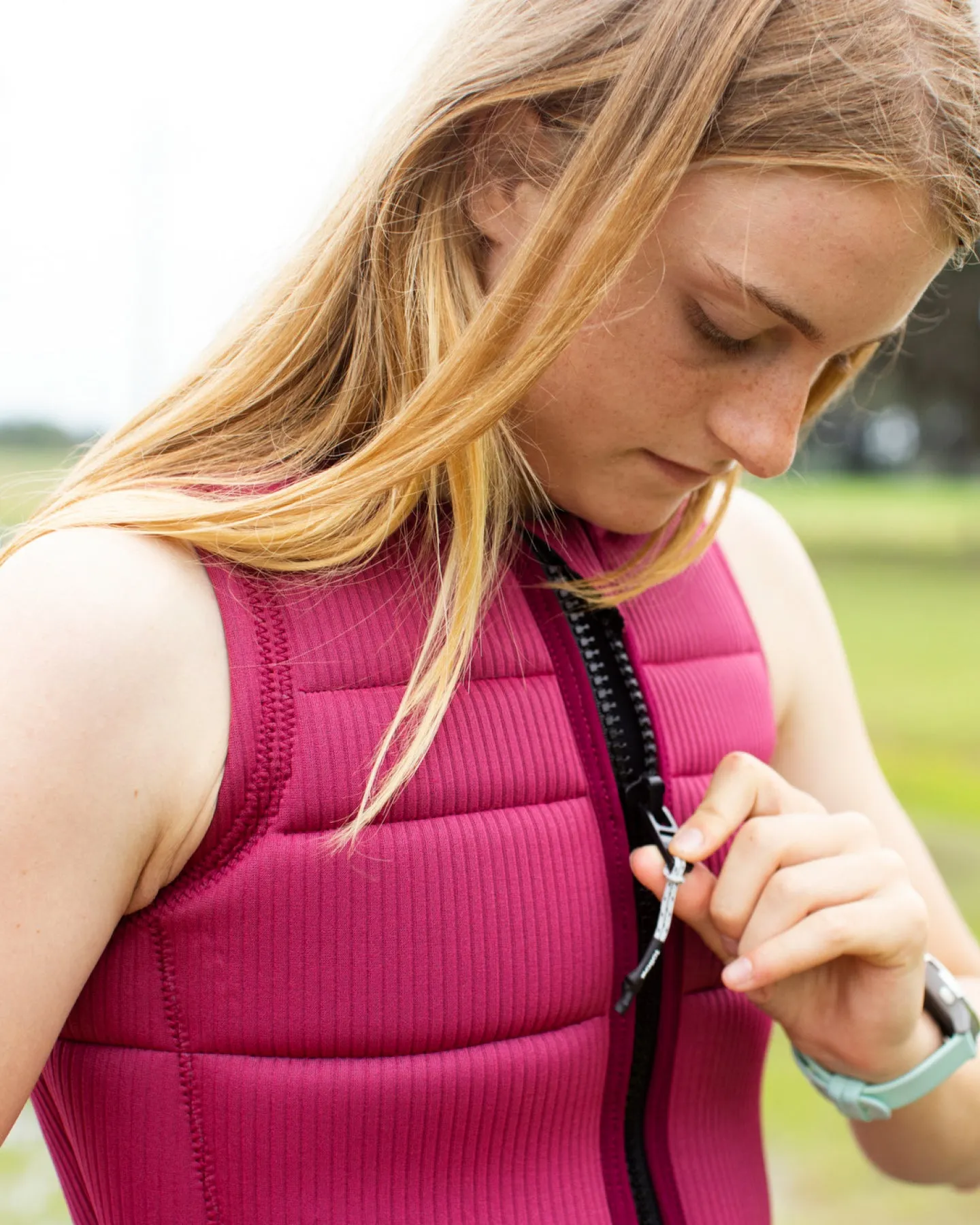 Follow Cord Impact Vest - Maroon