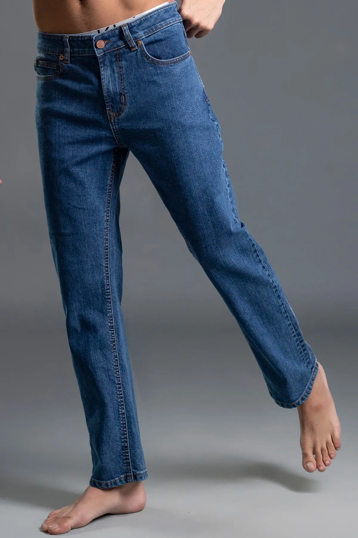 Hardliner Light Straight Jeans
