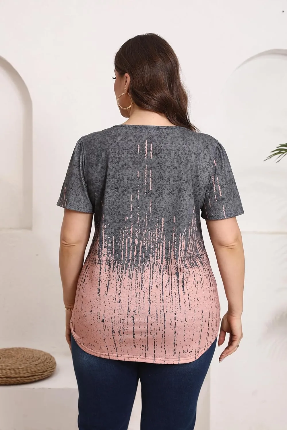 HBEYYTO Womens Plus Size Tops Short Sleeve Pleated T shirts Dressy Casual Scooped Neck Flowy Loose Floral Blouses 1X-5X