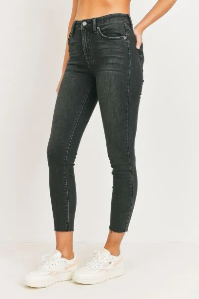 *LORA HIGH RISE COPPED SKINNY WASHED BLACK DENIM