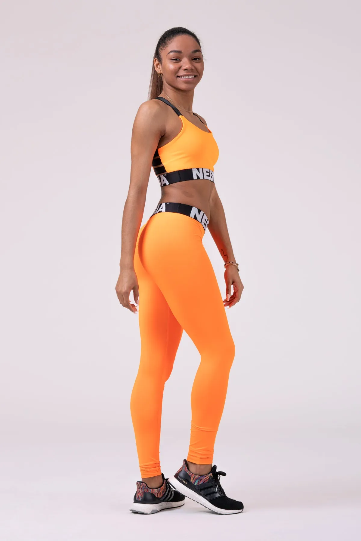NEBBIA Squad Hero Scrunch Butt Leggings 528