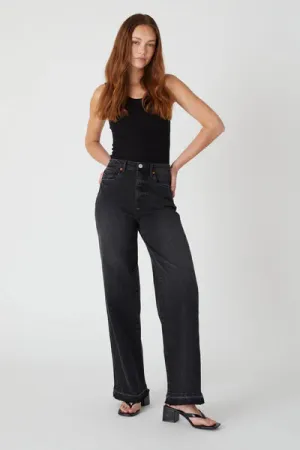 washed straight jean